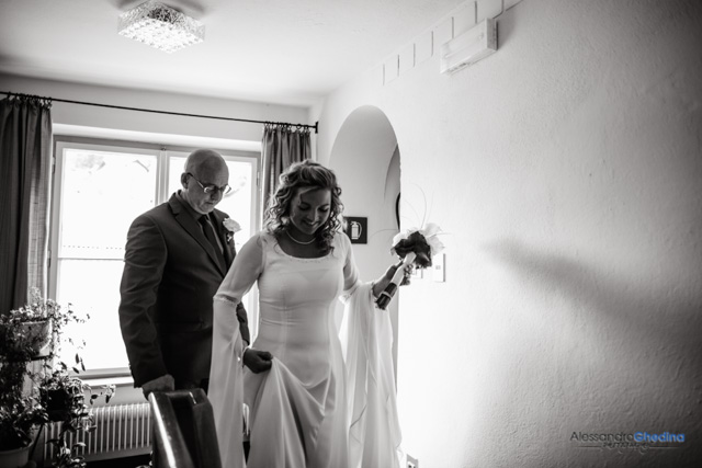 groom getting ready for the wedding