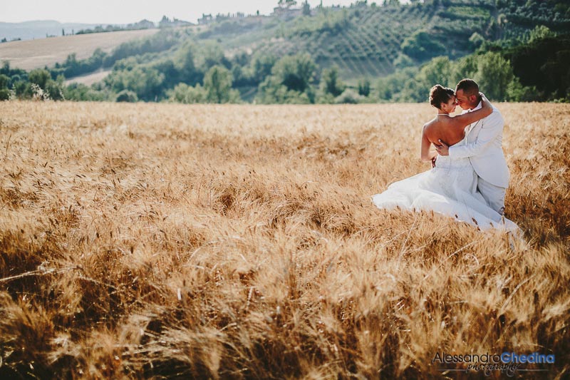 WEDDING PHOTOGRAPHER IN TUSCANY COUNTRYSIDE