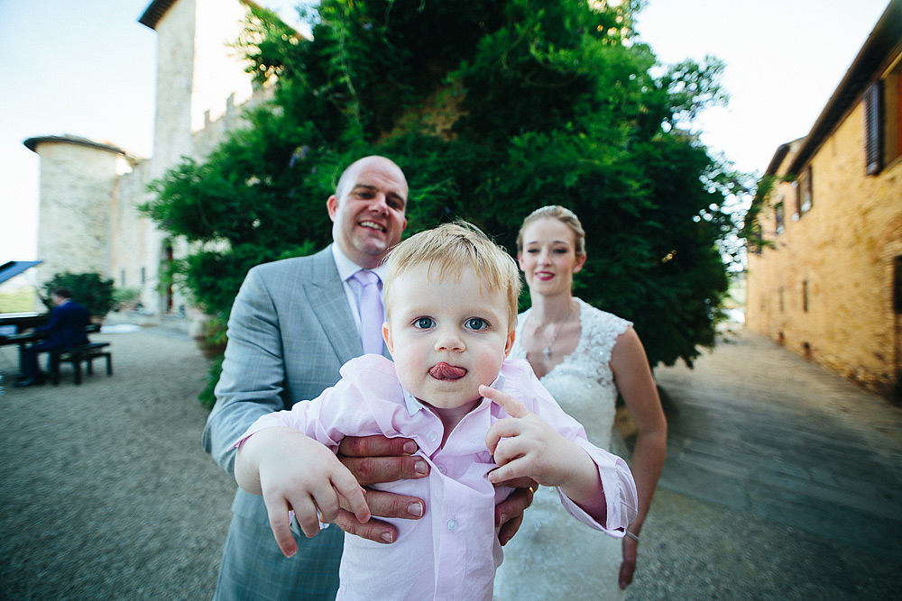 Tuscany countriside wedding photographer