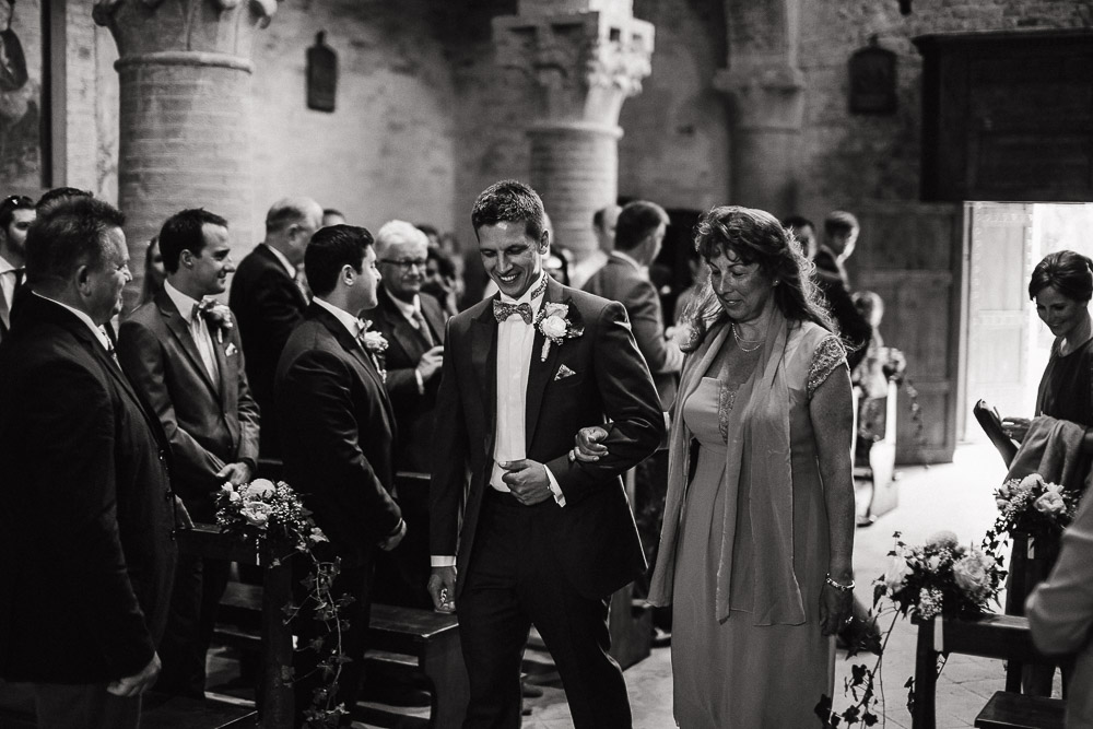 destination wedding photographer castello di tavolese tuscany alessandro ghedina