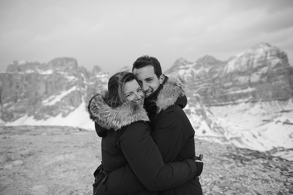 RITRATTO DI COPPIA A 2700 MT DI QUOTA RIFUGIO LAGAZUOI CORTINA