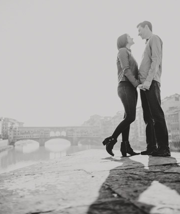 couple on santa trinita bridge florence