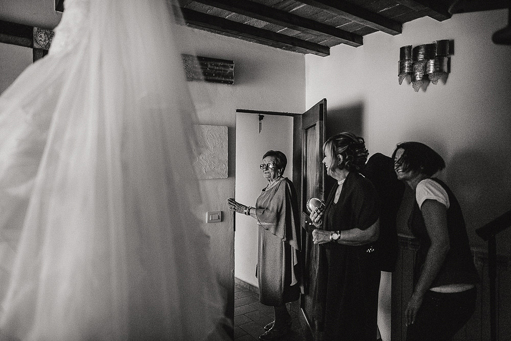 WEDDING PHOTO REPORTAGE FLORENCE VILLA BARDINI