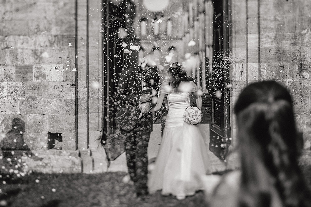 MATRIMONIO A SAN GALGANO AMORE A PRIMA VISTA