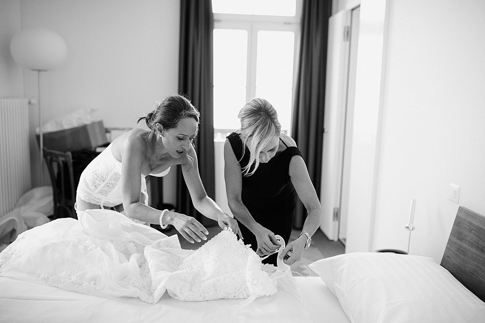 LUCERNE ROMANTIC WEDDING ON THE SNOW IN SWITZERLAND