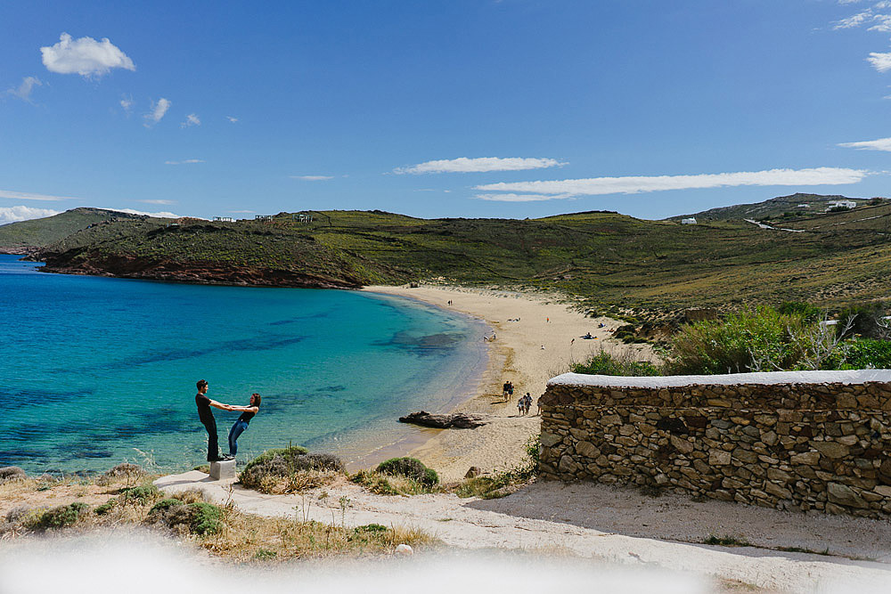 AGIOS SOSTIS BEACH COUPLE PORTRAIT IN MYKONOS EMANUELE & CAROL