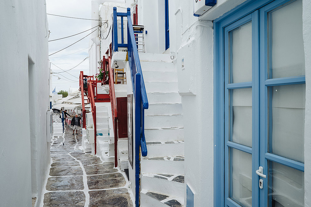 COUPLE PORTRAIT MYKONOS GREECE ALEXANDROS & LIANA