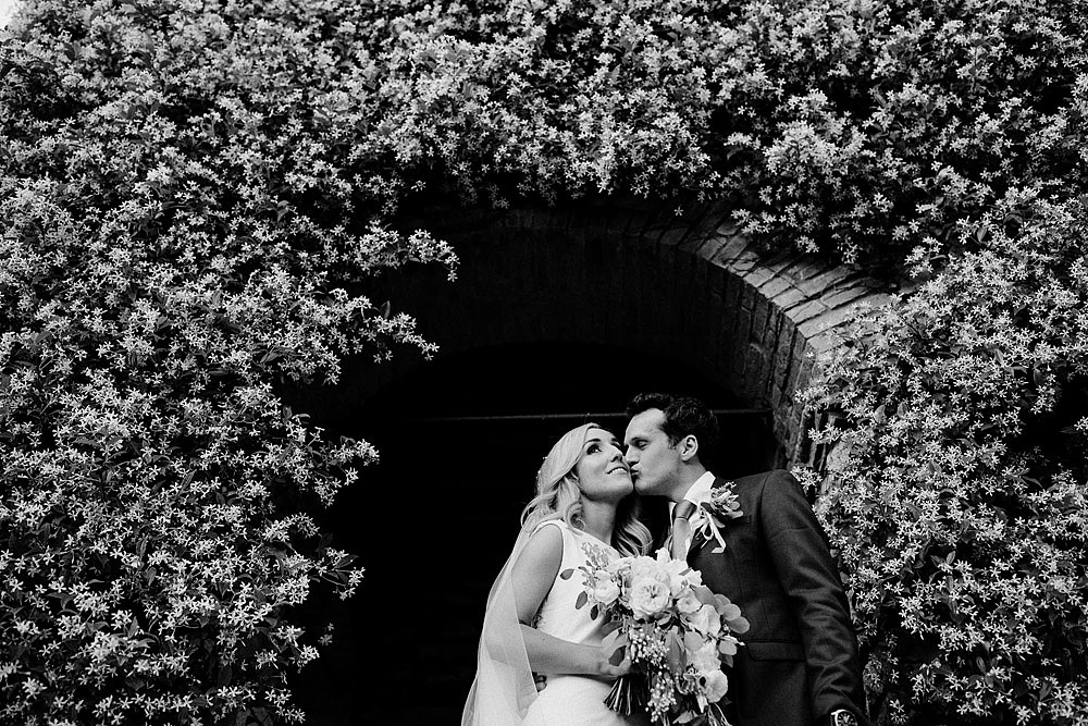 BORGO CORSIGNANO | POPPI WEDDING IN A CORNER OF PARADISE :: Luxury wedding photography - 47