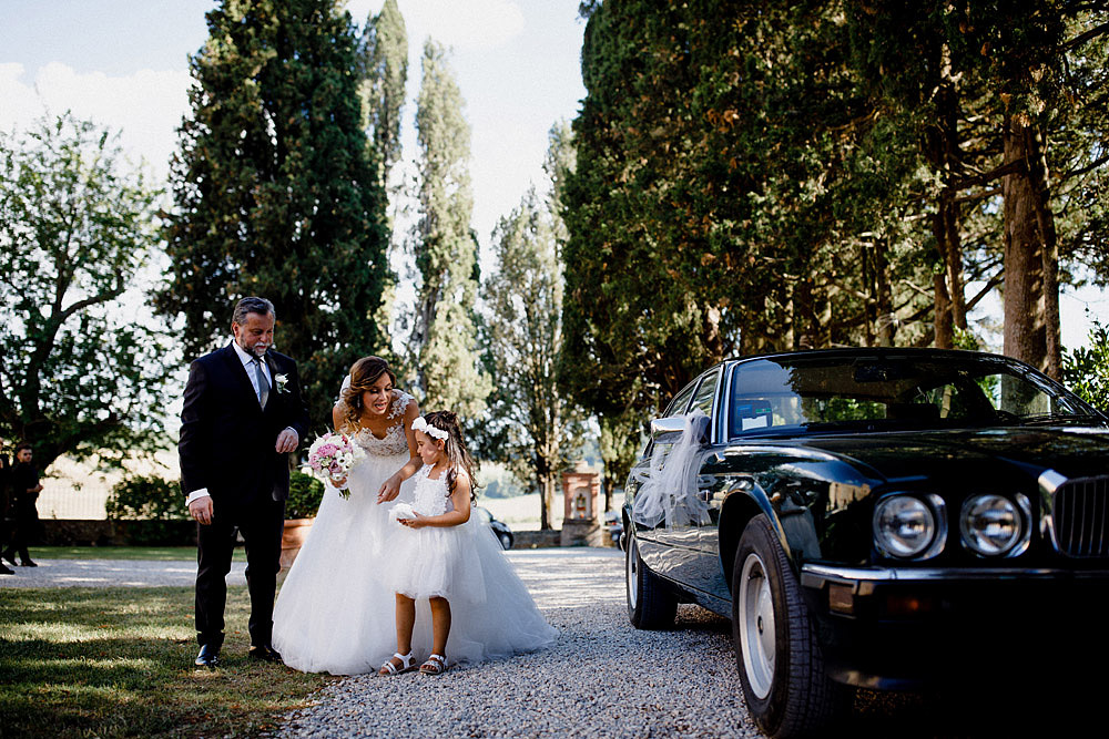 Wedding in Val d'Orcia in a romantic Tuscan village :: Luxury wedding photography - 22