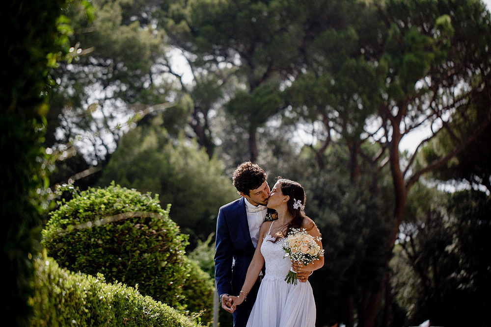 ROSIGNANO MARITTIMO WEDDING AT THE CASTLE PASQUINI :: Luxury wedding photography - 17