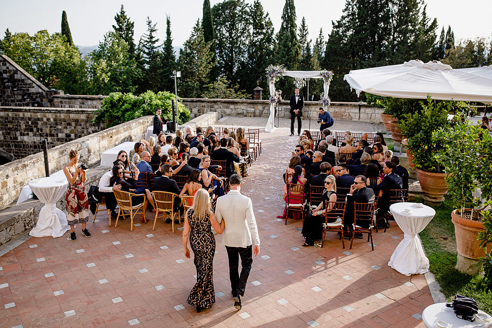 ART AND NATURE FOR A WEDDING AT CASTELLO VINCIGLIATA :: Luxury wedding photography - 27