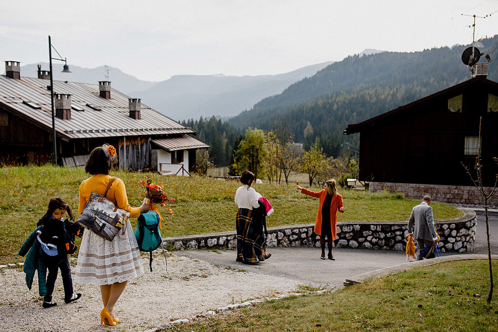 Wedding in Autumn Rustic and Vintage at Passo Giau :: Luxury wedding photography - 8