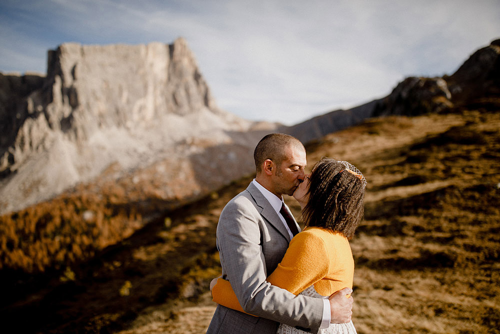 Wedding in Autumn Rustic and Vintage at Passo Giau :: Luxury wedding photography - 20