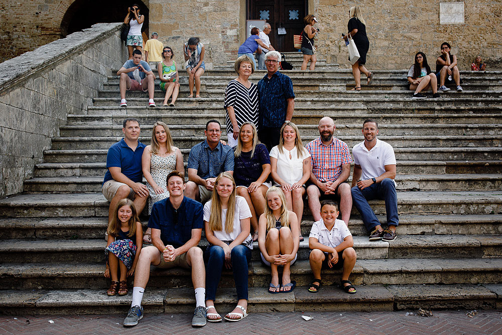 SAN GIMIGNANO RITRATTO DI FAMIGLIA IN TOSCANA