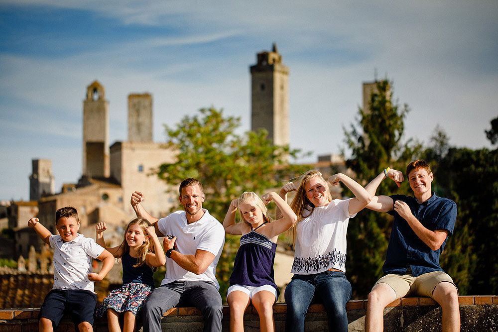 SAN GIMIGNANO RITRATTO DI FAMIGLIA IN TOSCANA :: Luxury wedding photography - 12