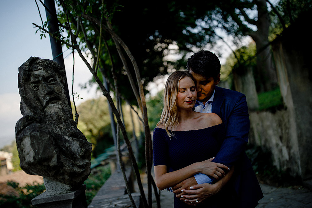 VILLA BARDINI COUPLE PORTRAIT IN FLORENCE CITY OF LOVE :: Luxury wedding photography - 5