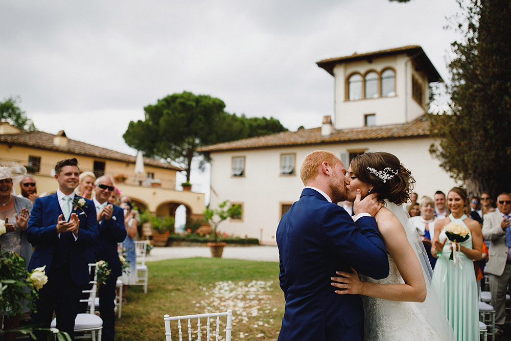 TENUTA DI STICCIANO WEDDING IN THE HEART OF CHIANTI :: Luxury wedding photography - 30