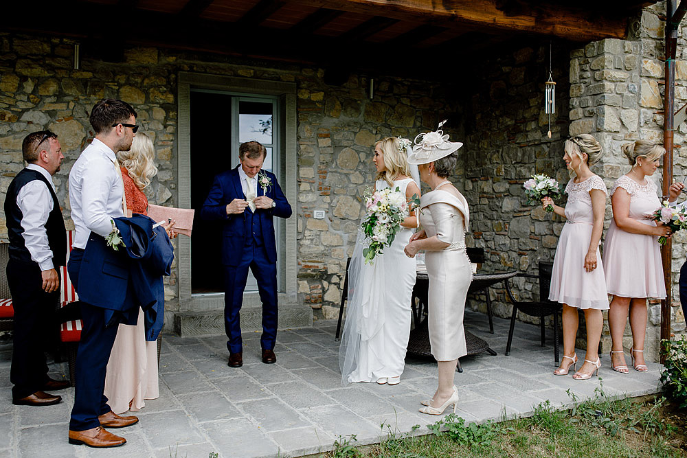 POPPI MATRIMONIO IN UNO DEI BORGHI PIU' BELLI D'ITALIA :: Luxury wedding photography - 16