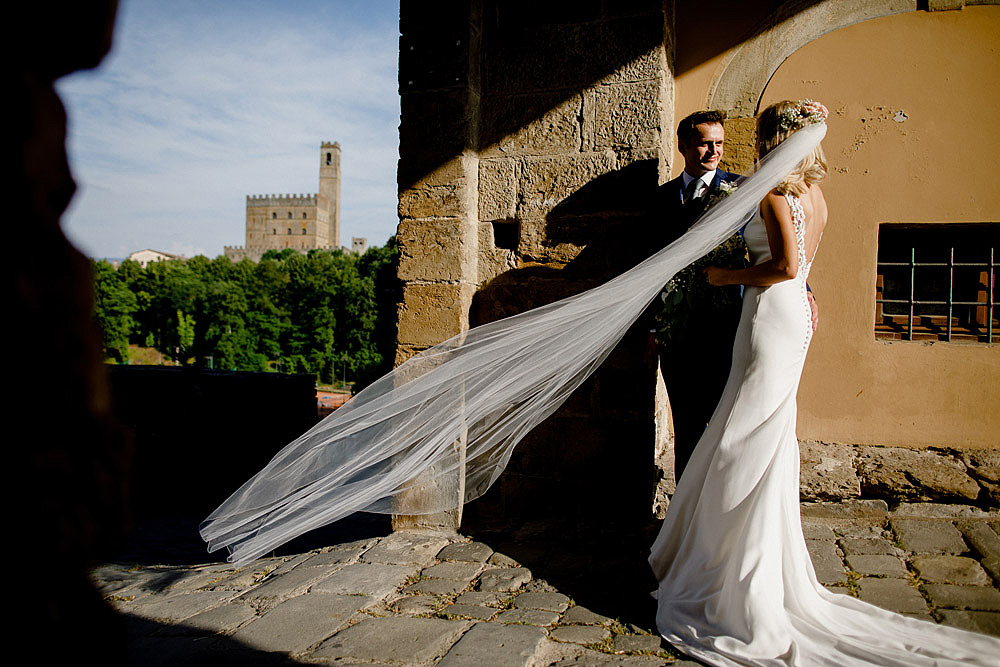 POPPI MATRIMONIO IN UNO DEI BORGHI PIU' BELLI D'ITALIA :: Luxury wedding photography - 31