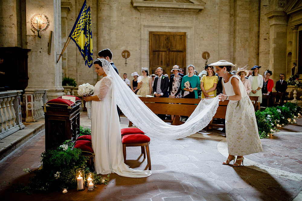 MONTEPULCIANO WEDDING IN THE TUSCAN COUNTRYSIDE :: Luxury wedding photography - 25