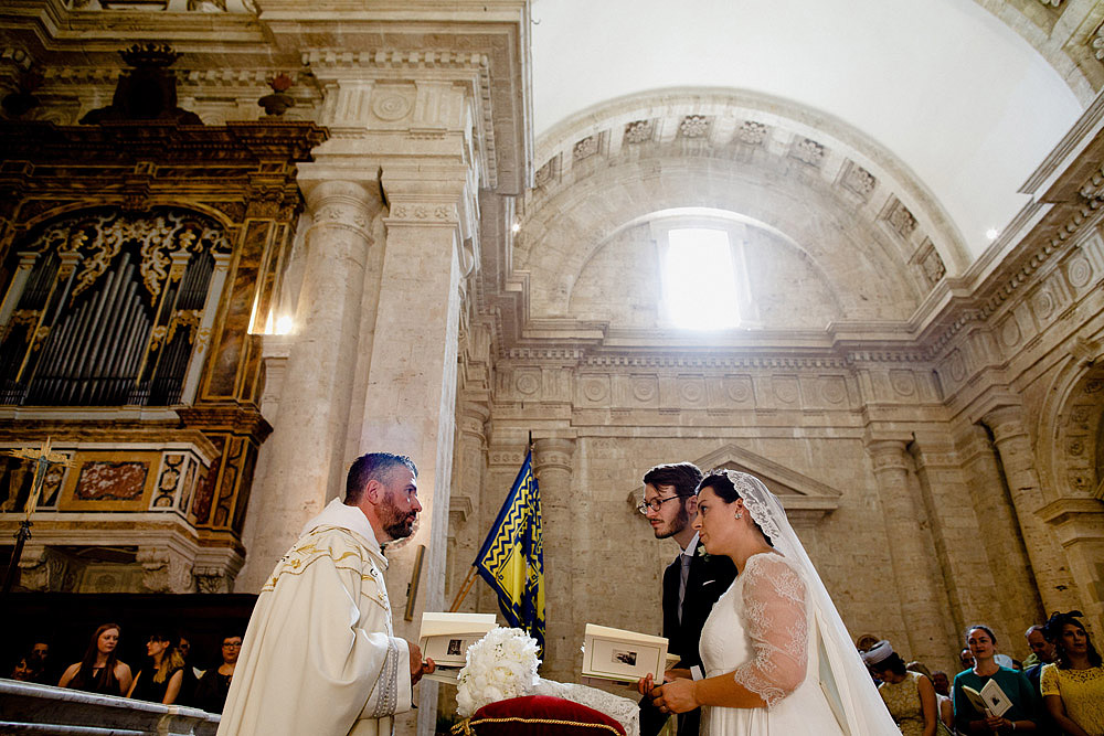 MONTEPULCIANO WEDDING IN THE TUSCAN COUNTRYSIDE :: Luxury wedding photography - 27