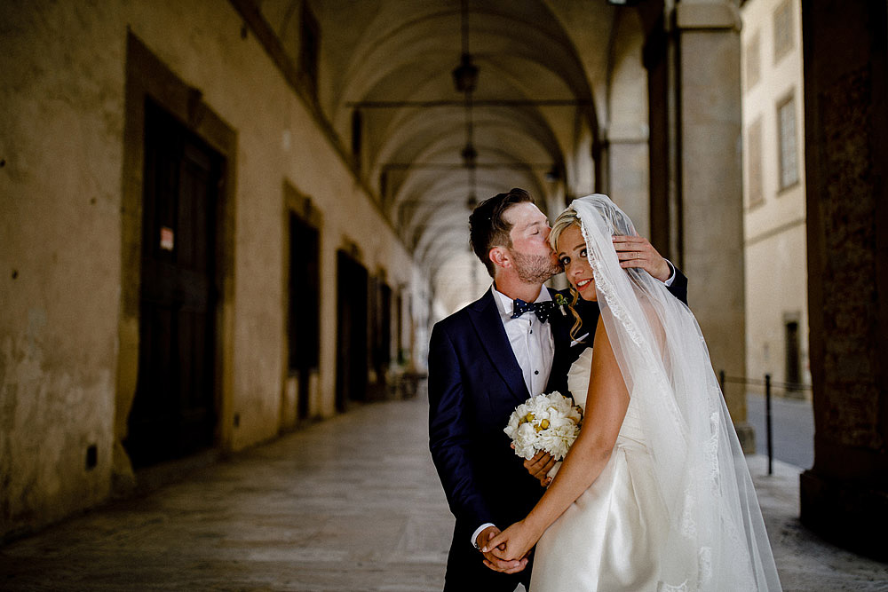 PEONIE PER UN MATRIMONIO SPORTIVO AREZZO TOSCANA :: Luxury wedding photography - 27