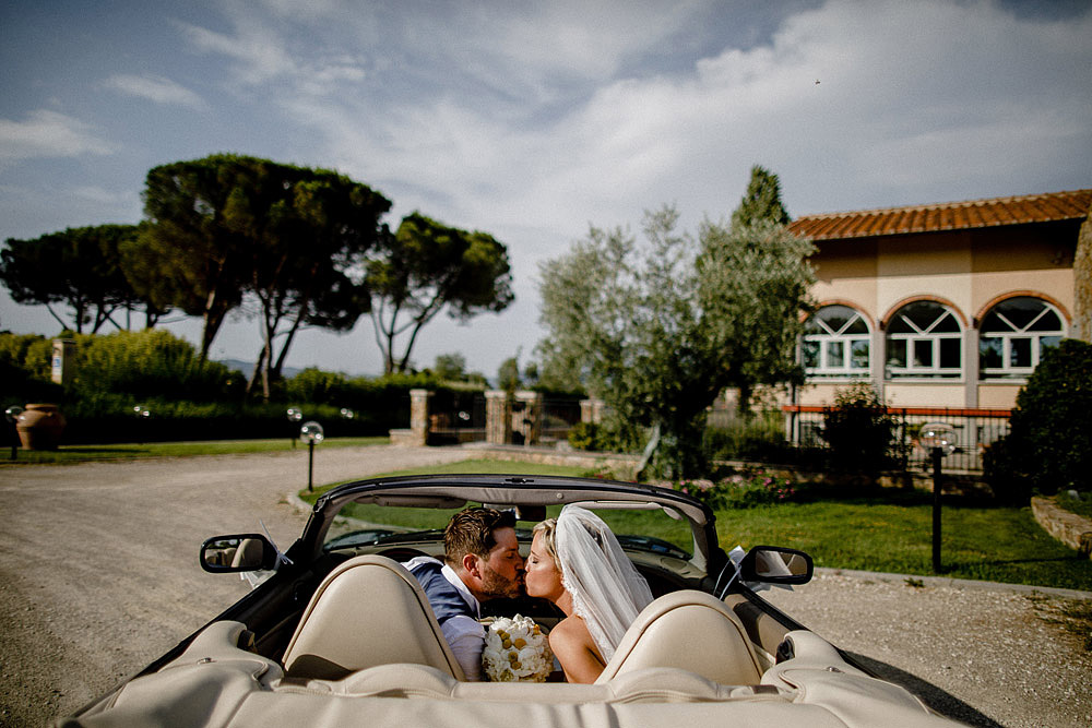 PEONIE PER UN MATRIMONIO SPORTIVO AREZZO TOSCANA :: Luxury wedding photography - 33