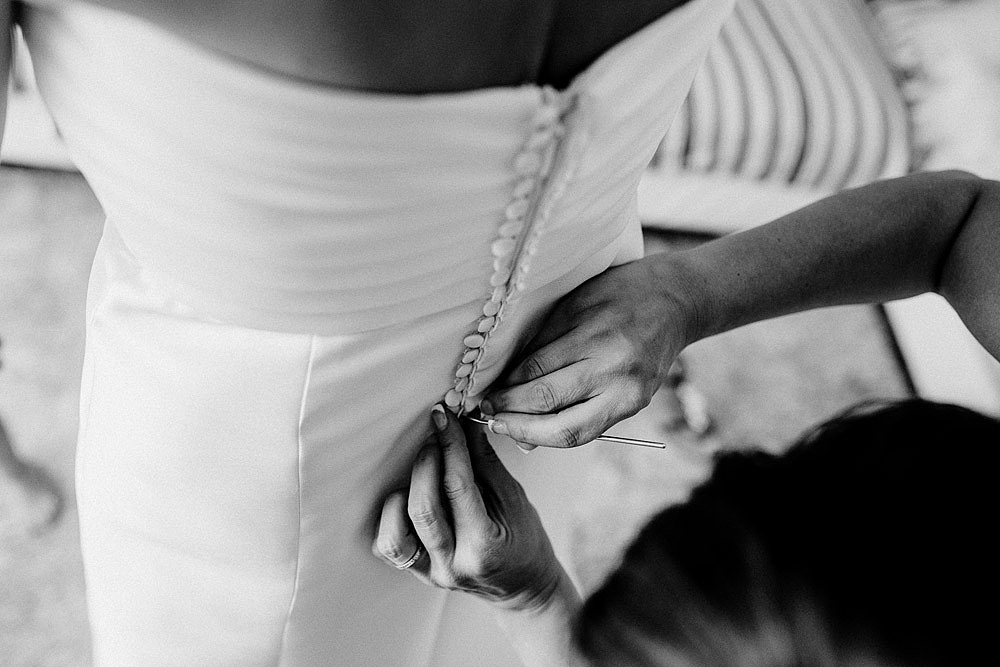 PEONIES FOR A SPORTS WEDDING AREZZO TUSCANY :: Luxury wedding photography - 11