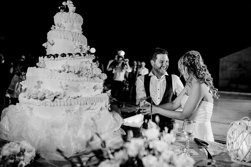 PEONIES FOR A SPORTS WEDDING AREZZO TUSCANY :: Luxury wedding photography - 44